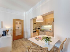 Dining - Villa Malve, Whg. 08 in Bansin: 4 persons, WLAN, private parking, 200 m beach (Bansin)