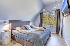 3 bedrooms, desk, free WiFi, bed sheets - Hygge Hus Loddin with sauna, fireplace and space for up to 6 guests (Loddin)