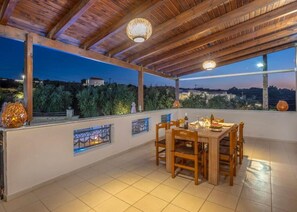 Balcony - Amalia Villa with Private Pool (Mylopotamos)