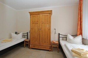 2 bedrooms, free WiFi