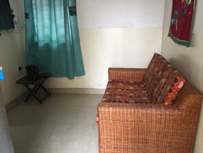 Interior - Studio apartment in Adabraka, Accra with AC, WiFi (Adabraka)