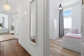 2 bedrooms, travel crib, free WiFi