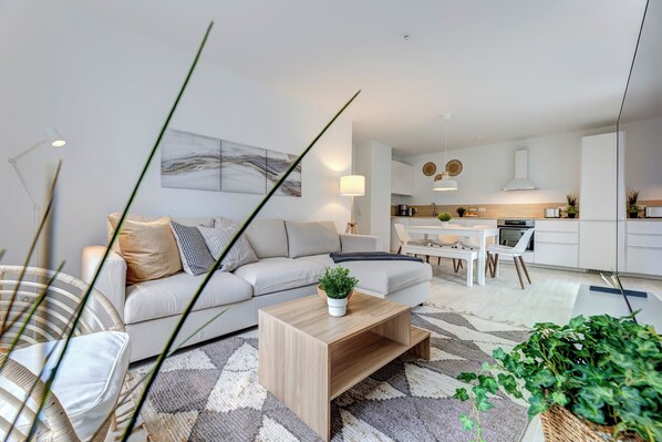 TV - Vacation apartment Dünengras - your retreat on the Baltic Sea! (Kölpinsee)