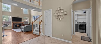 Elegant 4BR Retreat in The Woodlands – Spacious Home  with backyard