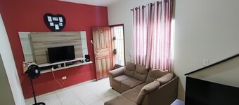 Townhouse in a quiet condominium for rent in Mongaguá