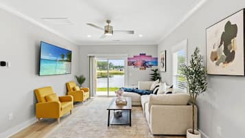 Smart TV, video games