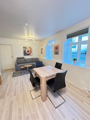 Deluxe Apartment | Living area - Apartment in the Heart of Ålesund (Alesund)