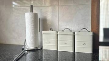 Douche, sĂšche-cheveux