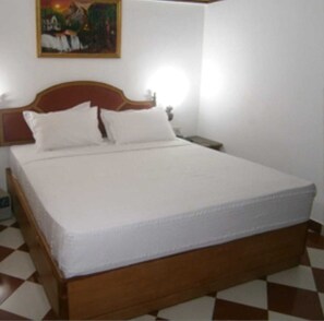 Basic Room - GOPIKA REGENCY (North Paravur)