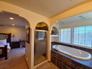 Hair dryer - Upscale Family Mountain Cabin ~Deck w/ views + Fire Table ~Game Room (Flagstaff)