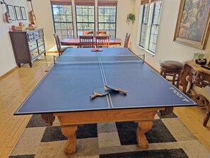 غرفة الألعاب