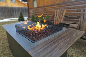 Property grounds - National Forrest! ~Cozy Mountain Cabin Getaway! (Flagstaff)