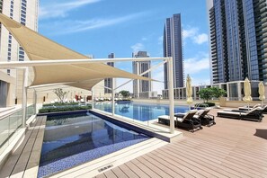 Pool - High-Rise 1BR with Stunning Creek Views,Near to Dubai Creek Tower Viewpoint (Dubai)