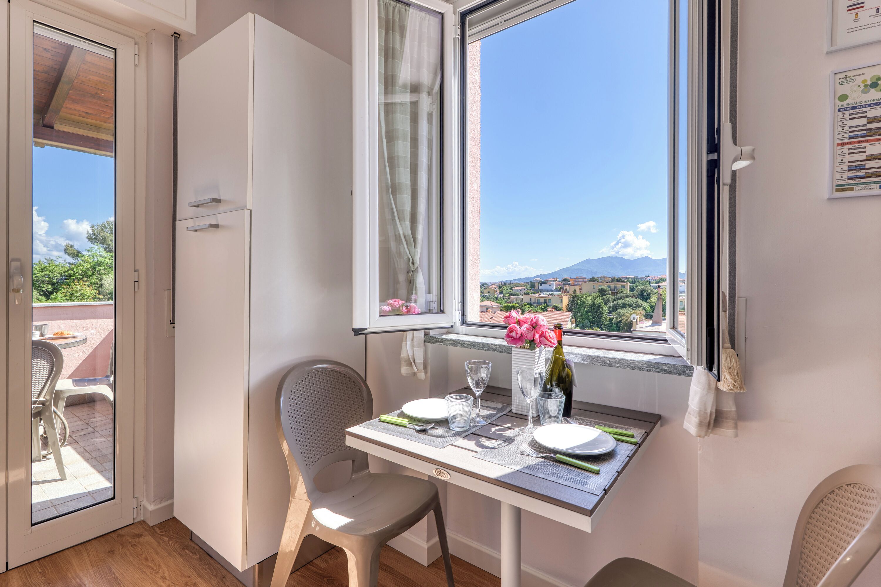 Appartement Familial, plusieurs chambres, côté montagne (VP - Sea Garden - T6 with parking) | Vue de la chambre