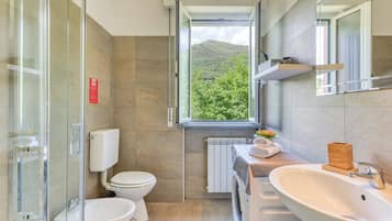 Family Apartment, Multiple Bedrooms, Mountainside (Sea Garden - B4 with parkng) | Bathroom | Shower, hair dryer, bidet, towels