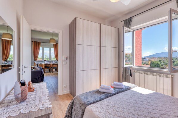 Familienapartment, Mehrere Schlafzimmer, Bergseite (Sea Garden - T6 with parking)