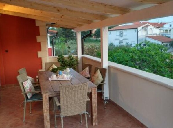Balcony - Apartments Dea & Paula (Vodice)