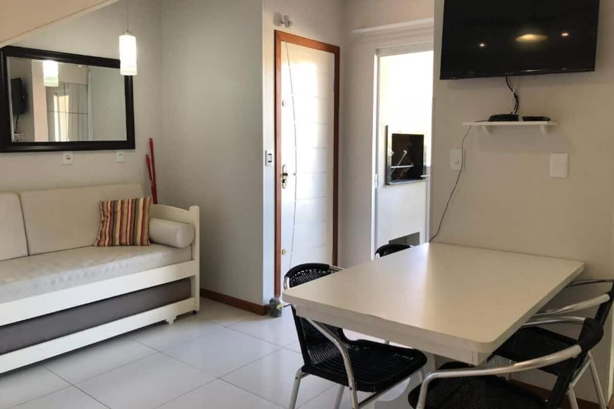 Family Apartment, 2 Bedrooms, Beachside | 2 bedrooms, laptop workspace, bed sheets