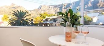 Chic City Studio with Mountain Views on Kloof Street