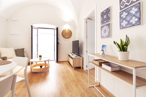 Apartments Plaza Mayor 35, 105 Family