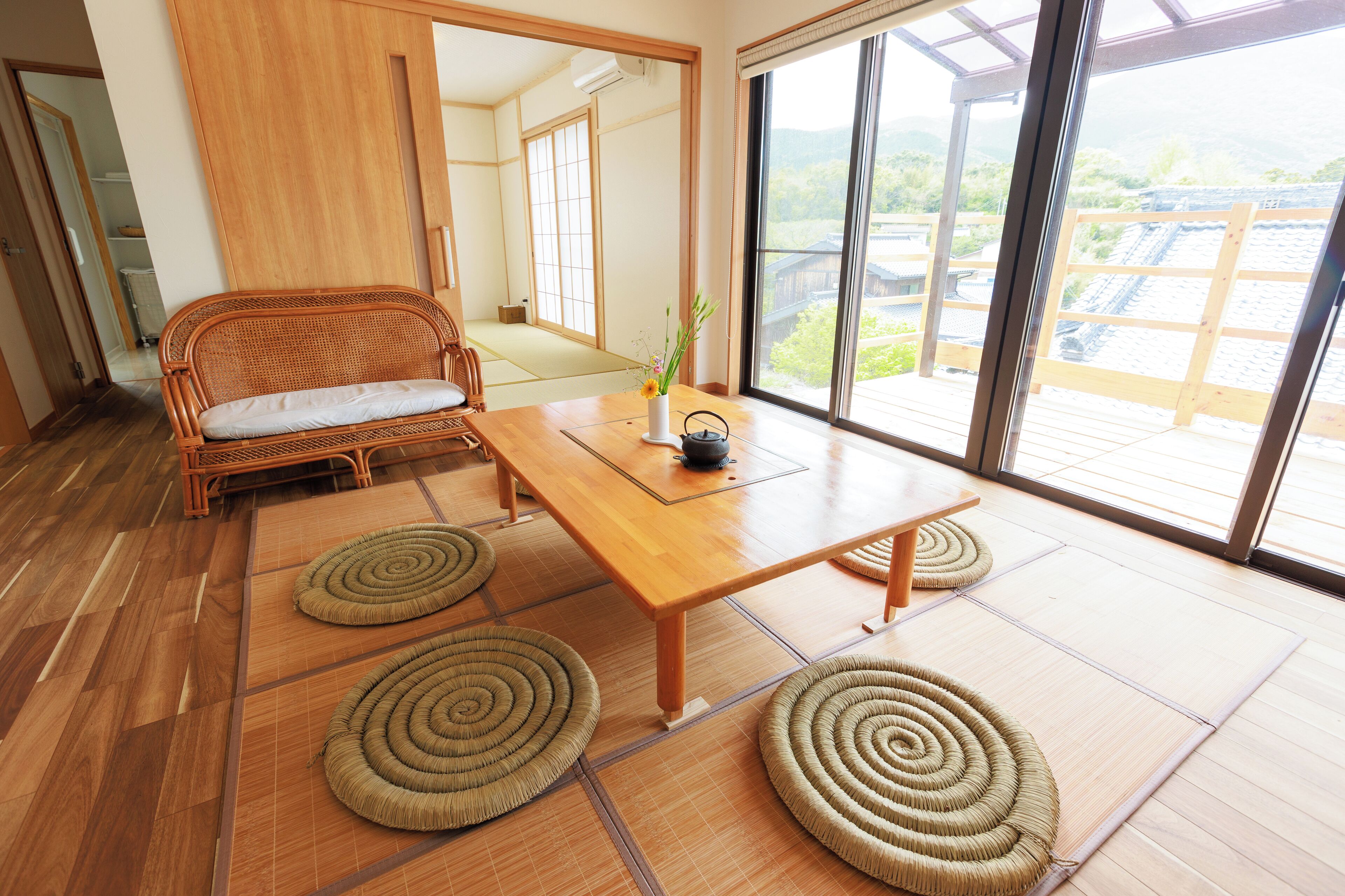 Family Apartment, Non Smoking, Garden View | Living area