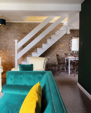 Living area - Witty Fox Cottages - No.16 - 2 Bedrooms (Bruton)
