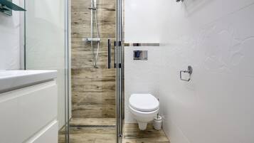 Apartment (303) | Badezimmer