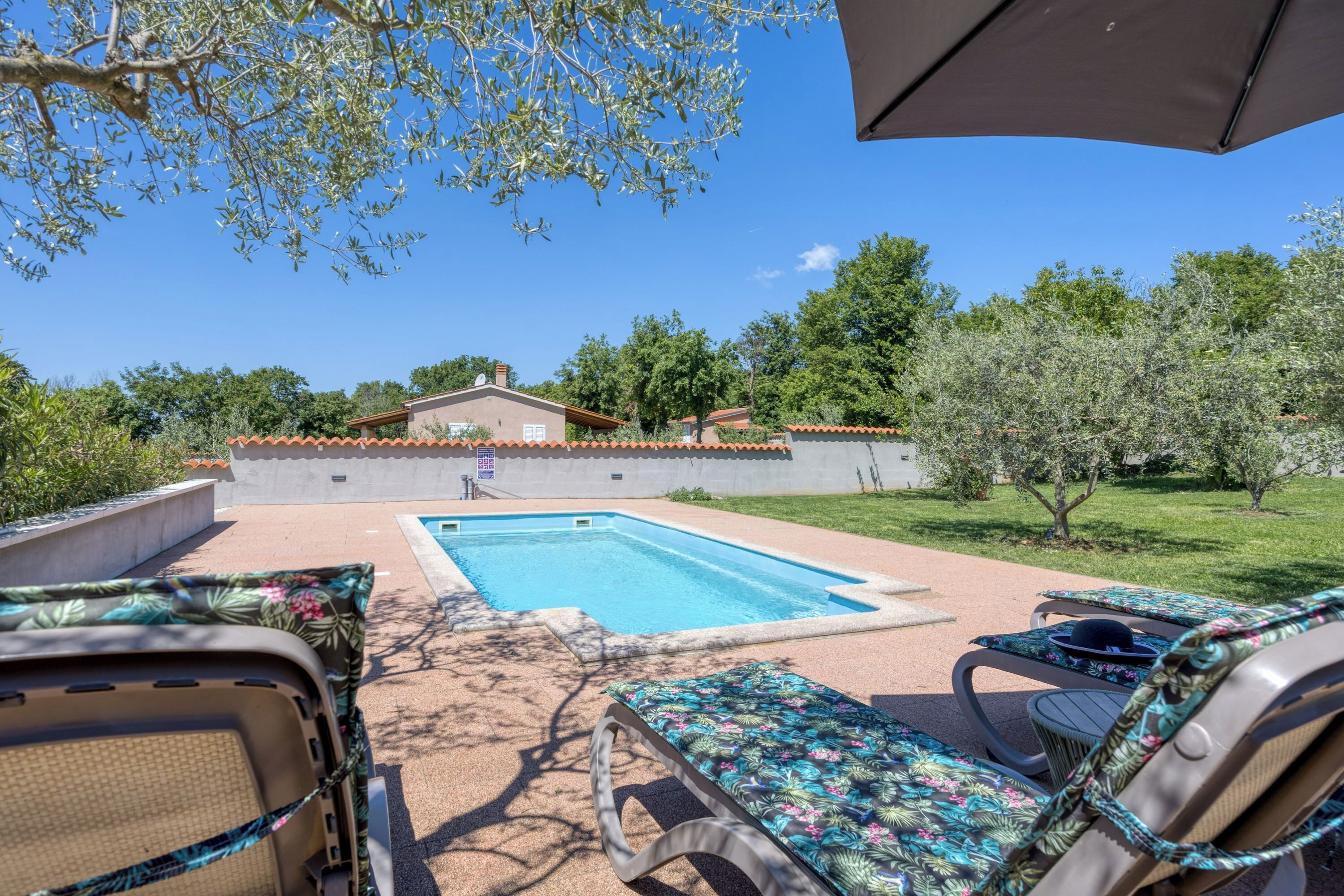 Seasonal outdoor pool