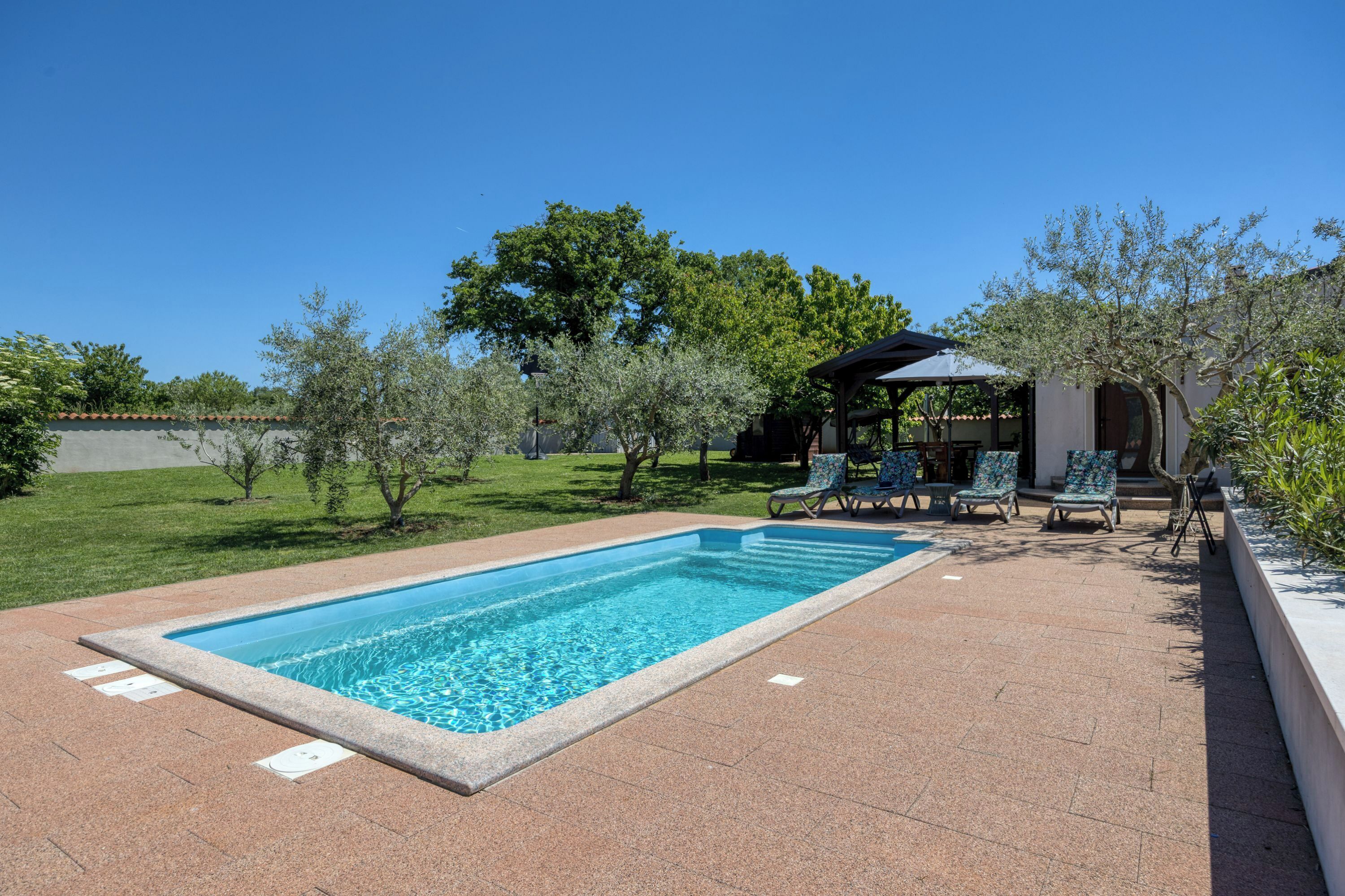 Maison Standard, plusieurs chambres (House Stella Nature) | Piscine