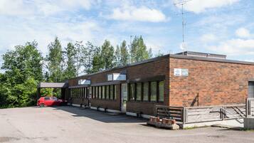 Fachada de la propiedad