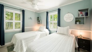 3 bedrooms, desk, iron/ironing board, free WiFi