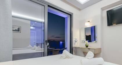 Christina Apartments