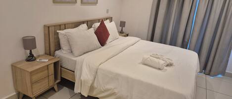 Espaço de trabalho para notebook, ferros/tábuas de passar roupa