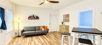 The Perfect Getaway 2-bedroom apartment in wonderful Sandusky with WiFi, AC