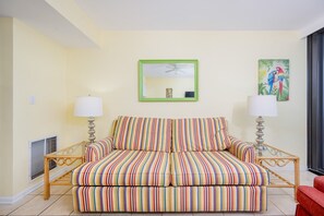 Condo, 1 Bedroom | Living area