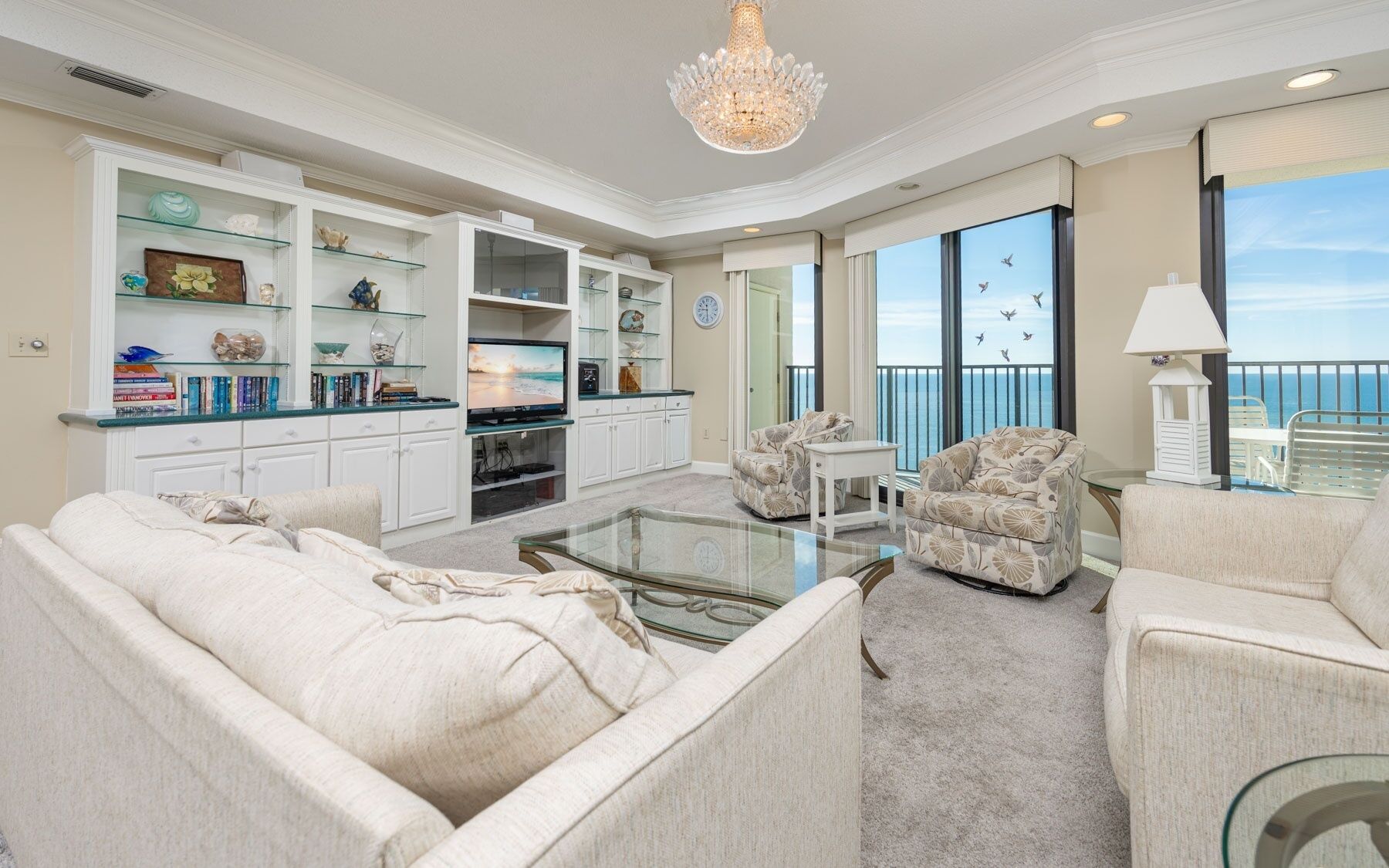 Condo, 3 Bedrooms | Living area