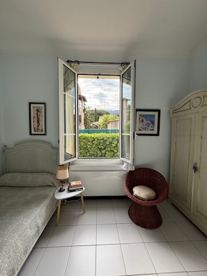 3 bedrooms, iron/ironing board - Charming house Cavalaire-sur-Mer - 3 bedrooms - Near the sea and town center (Cavalaire-sur-Mer)