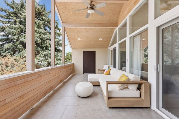 Terrace/patio - Walk to Pearl St | Hot Tub | Garden | Prime Location (Boulder)