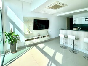 Coffee/tea maker - by Calamari Homes - Edificio Murano Elite (Cartagena)