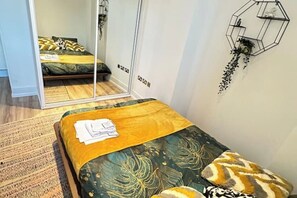 1 bedroom, iron/ironing board, WiFi, bed sheets