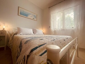2 Schlafzimmer, Bügeleisen/Bügelbrett, Bettwäsche