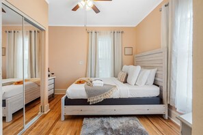 2 bedrooms, desk, iron/ironing board, travel cot
