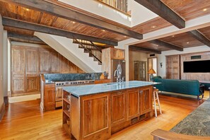 House, Multiple Beds (Villa Grande) | Interior - Villa Grande (Orange Beach)