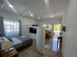 1 Schlafzimmer, Zimmersafe, WLAN, Bettwäsche