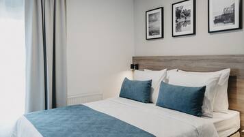 Minibar, cribs/infant beds, free WiFi, bed sheets