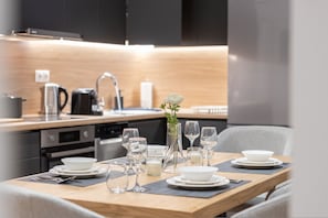 3 bedrooms - Exclusive 3-bedroom Haven in Kolonaki Center (Athens)