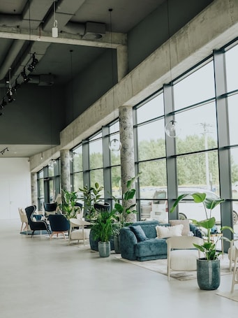 Lobby sitting area. Arche Hotel Lotnisko Gdańsk