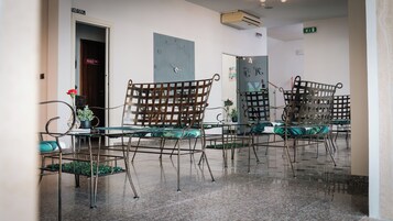 Zona de estar del vestíbulo