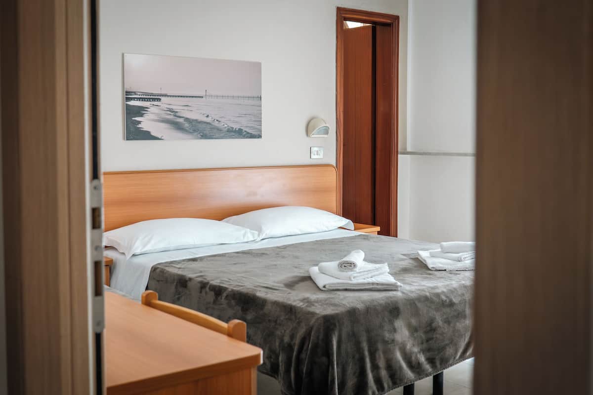 Literie de qualité supérieure, coffres-forts dans les chambres