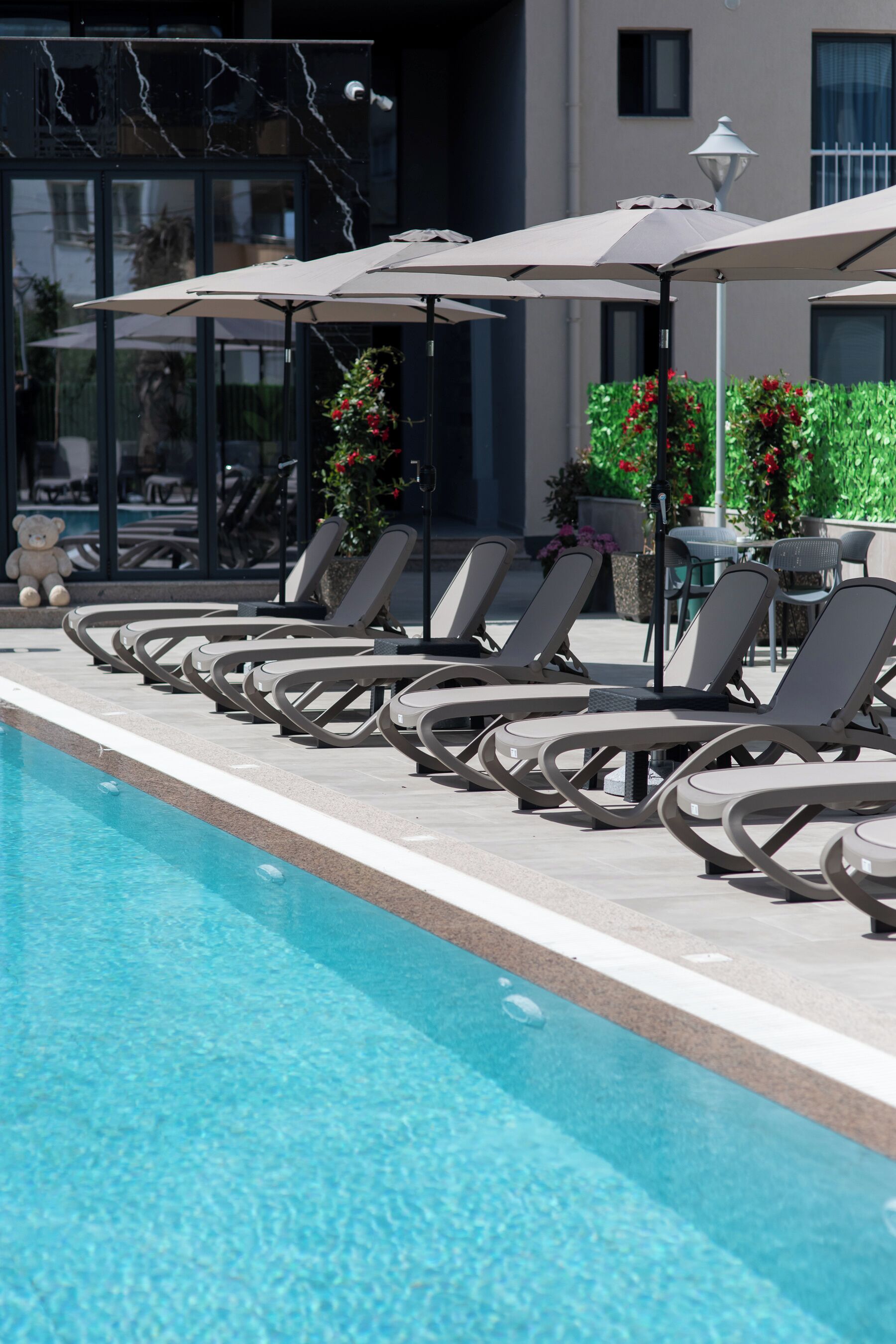 Outdoor pool, pool umbrellas